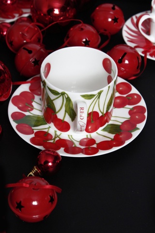 Чашка с блюдцем чайная 230 мл Cherry Red Taitu
